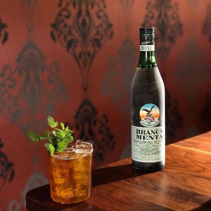 Fernet Argentino Branca - Menta, Botella de 750 ml / 25.36 oz