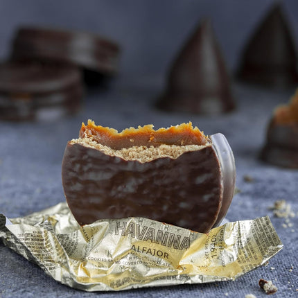 Alfajor Havanna de Chocolate con Dulce de Leche, 55 g / 1.94 oz (Box of 12)