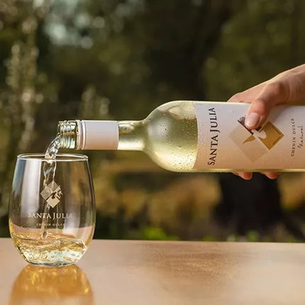 Vino Blanco Chenin Dulce Natural Santa Julia, 750 ml / 25.36 oz