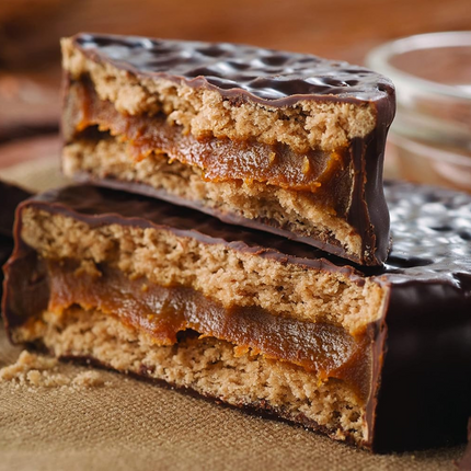 Alfajor Havanna de Chocolate con Dulce de Leche, 55 g / 1.94 ox (Box of 6)