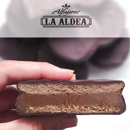 Alfajor La Aldea de Chocolate con Dulce de Leche, 65 g / 2.29 oz (Box of 12)